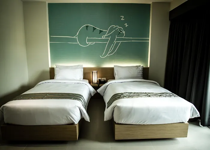 Tiras Patong Beach Hotel